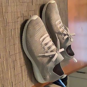 Skechers slip on shoes